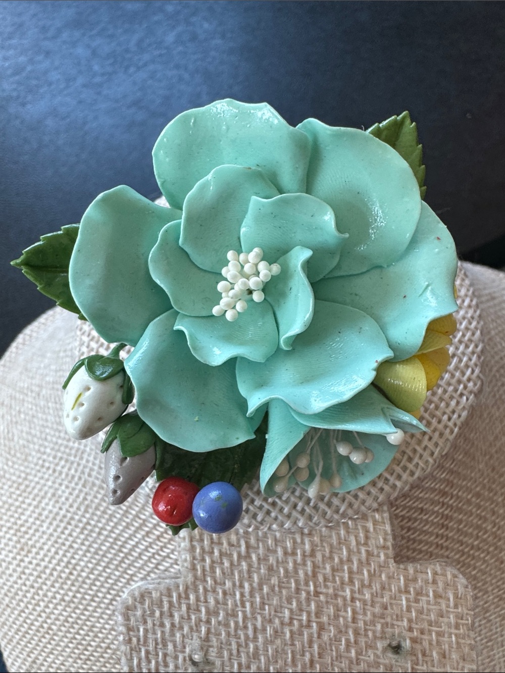 VTG 1960s Thermoset 3D Flower Power Brooch - Teal